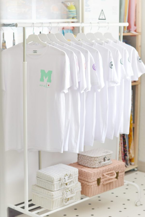 CAMISETA PROFE LLENX DE AMOR - Imagen 2